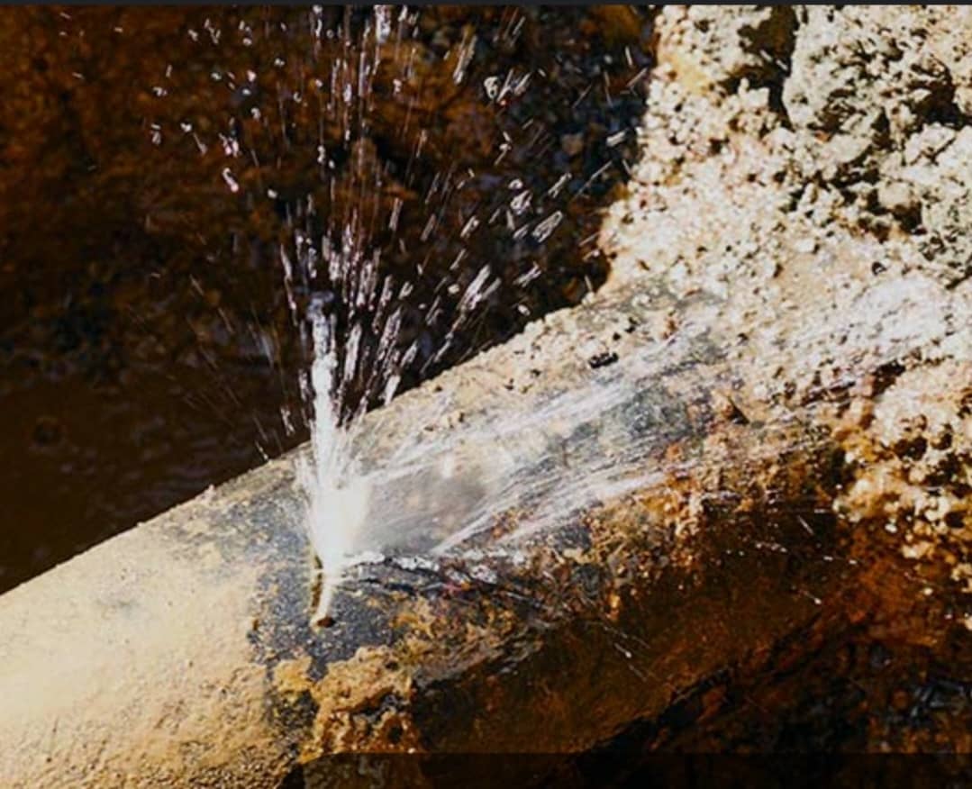 نشت یابی مهندس فولادی درساری